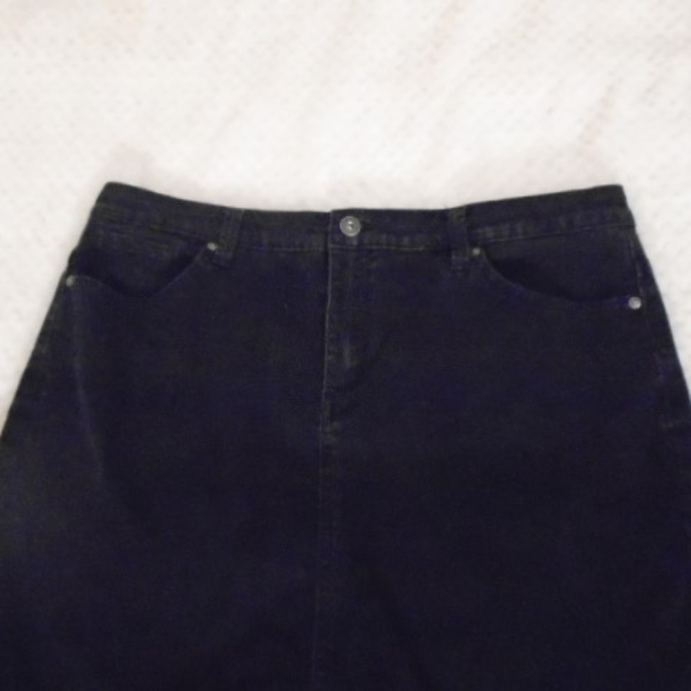 Gloria Vanderbilt Black Amanda Jean Skirt Sz 12
